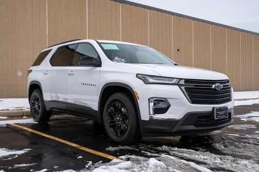 2022 Chevrolet Traverse LS