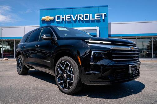 Mosaic Black Metallic 2025 Chevrolet Traverse High Country