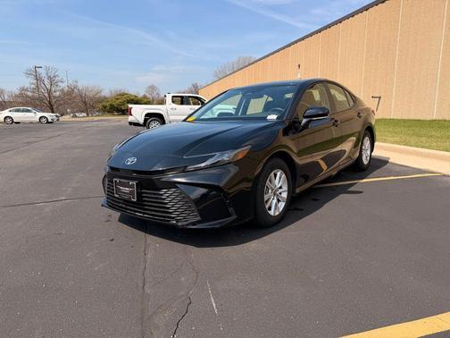 Midnight Black Metallic 2025 Toyota Camry LE