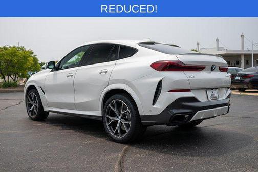 2021 BMW X6 M50i