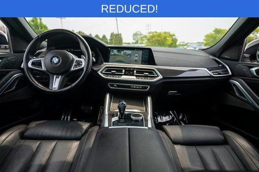 2021 BMW X6 M50i
