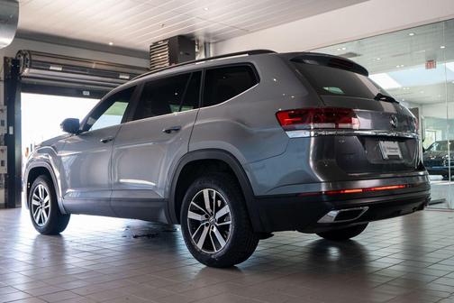 2022 Volkswagen Atlas 2.0T SE