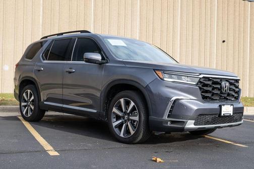 2024 Honda Pilot Touring 8-Passenger