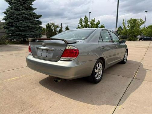 2005 Toyota Camry XLE V6