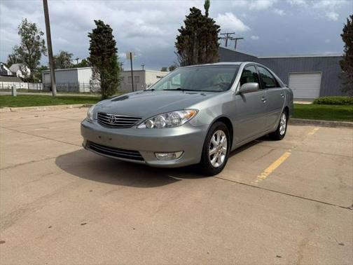 2005 Toyota Camry XLE V6