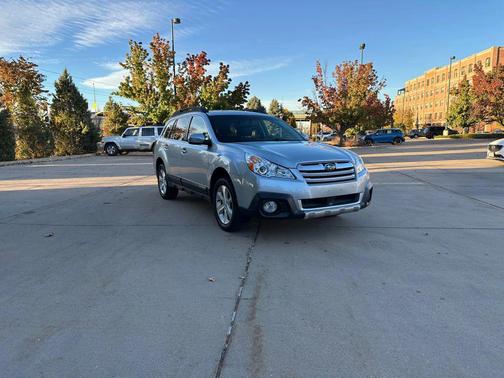 2013 Subaru Outback 2.5i Limited