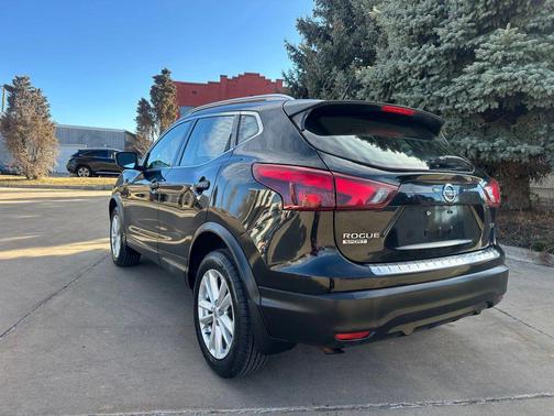 2018 Nissan Rogue Sport SV