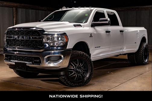 2022 RAM 3500 Tradesman Crew Cab 4x4 8' Box