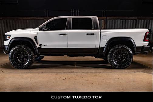 Diamond Black Crystal Pearlcoat 2024 RAM 1500 TRX