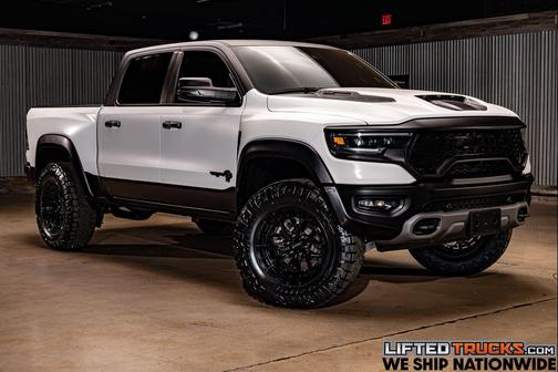 Diamond Black Crystal Pearlcoat 2024 RAM 1500 TRX