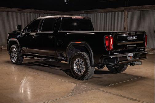 Onyx Black 2021 GMC Sierra 2500 AT4