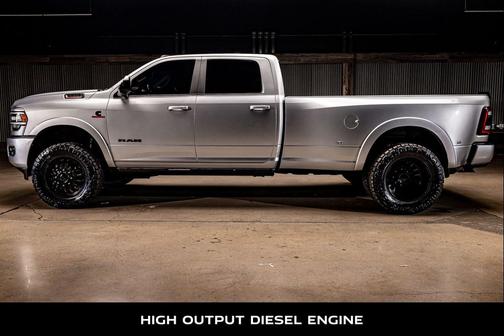 2022 RAM 3500 Laramie Crew Cab 4x4 8' Box