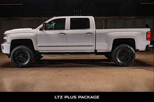 Summit White 2017 Chevrolet Silverado 3500 LTZ