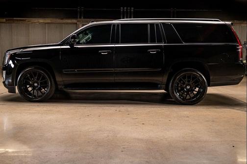 2020 Cadillac Escalade ESV Premium Luxury