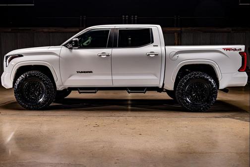 Ice Cap 2024 Toyota Tundra SR5