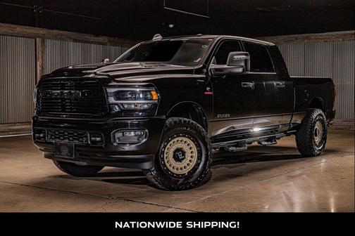 Diamond Black Crystal Pearlcoat 2024 RAM 3500 Laramie Mega Cab 4x4 6'4' Box