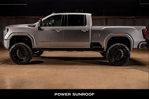 2025 GMC Sierra 2500 AT4