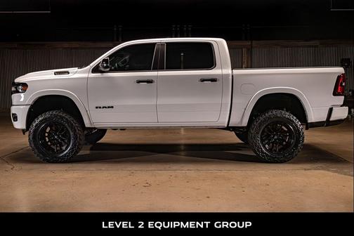 Bright White Clearcoat 2025 RAM 1500 Big Horn/Lone Star