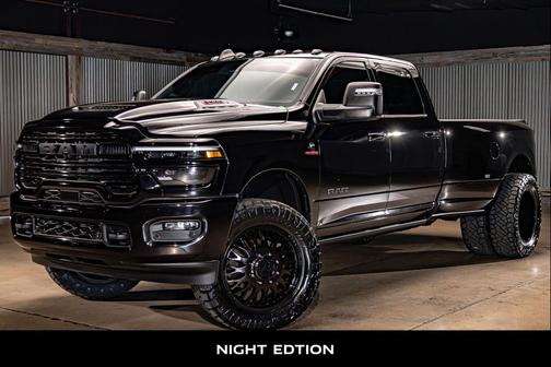 2025 RAM 3500 Laramie Crew Cab 4x4 8' Box