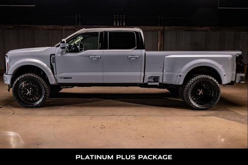 Glacier Gray Metallic Tri-Coat 2026 Ford F-450 Lariat