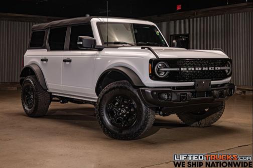 Oxford White 2023 Ford Bronco Wildtrak