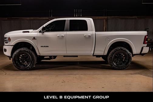 2022 RAM 2500 Laramie Crew Cab 4x4 6'4' Box