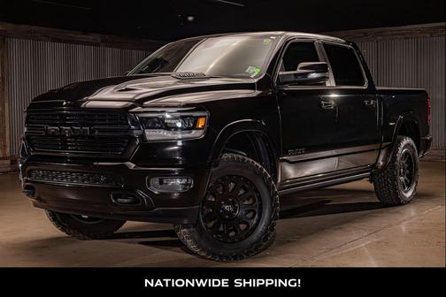 Diamond Black Crystal Pearlcoat 2019 RAM 1500 Laramie