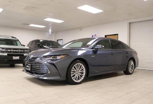 Harbor Gray Metallic 2021 Toyota Avalon Hybrid Limited
