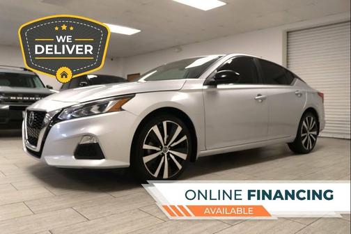 Brilliant Silver Metallic 2019 Nissan Altima 2.5 SR