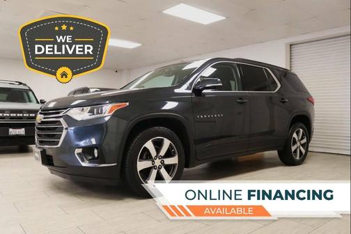 Charcoal 2020 Chevrolet Traverse LT Leather