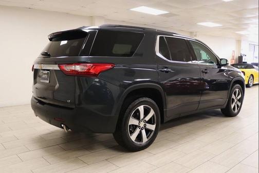 Charcoal 2020 Chevrolet Traverse LT Leather