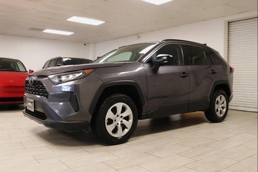Magnetic Gray Metallic 2019 Toyota RAV4 LE