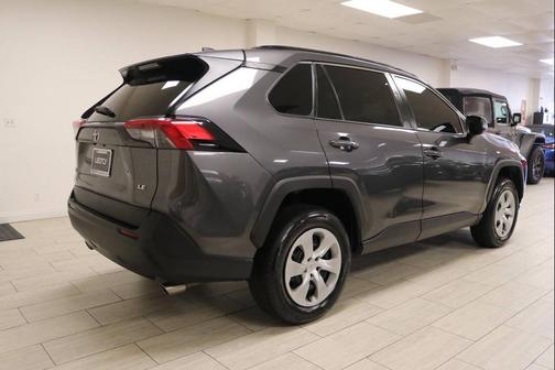 Magnetic Gray Metallic 2019 Toyota RAV4 LE
