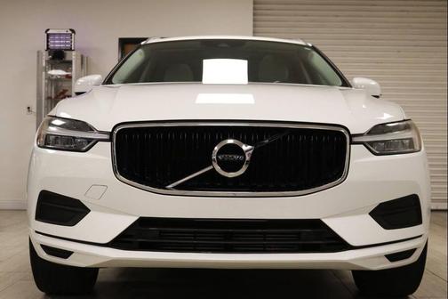 2019 Volvo XC60 T5 Momentum