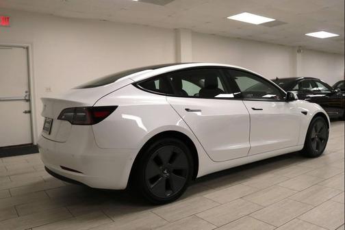 2022 Tesla Model 3 Standard Range