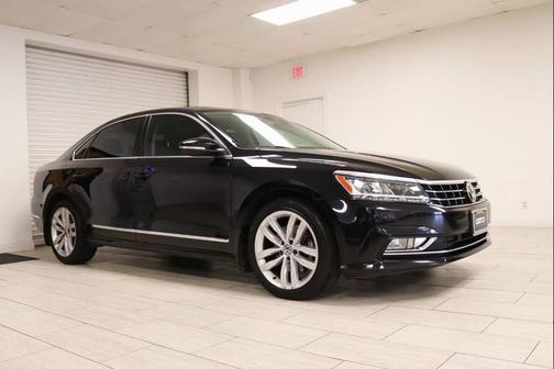 2018 Volkswagen Passat 2.0T SEL Premium