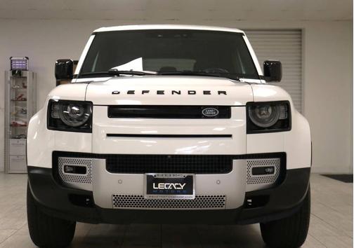 2024 Land Rover Defender 110 P300