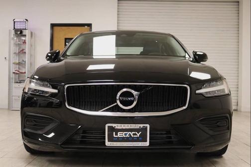 2019 Volvo S60 T5 Momentum