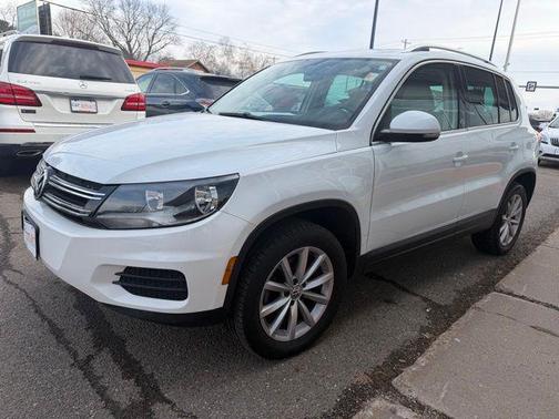 2017 Volkswagen Tiguan 2.0T Wolfsburg Edition
