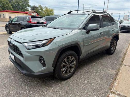 2022 Toyota RAV4 Hybrid XLE Premium