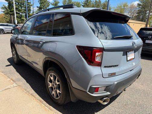 Crystal Black Pearl 2022 Honda Passport AWD TrailSport