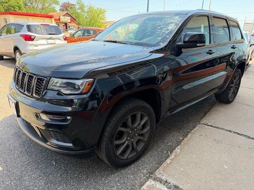 Diamond Black Crystal Pearlcoat 2021 Jeep Grand Cherokee High Altitude