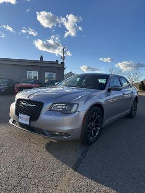2018 Chrysler 300 S