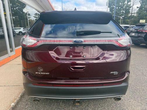 Burgundy 2018 Ford Edge SEL