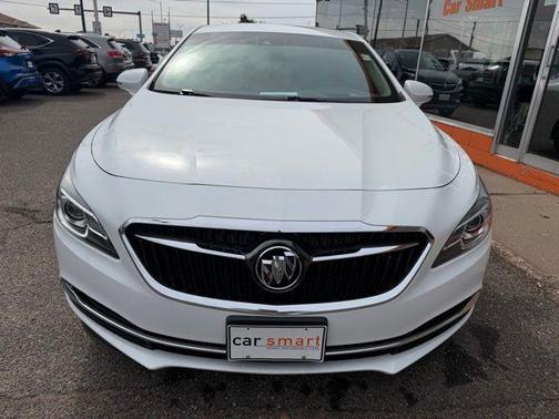 Summit White 2018 Buick LaCrosse Premium