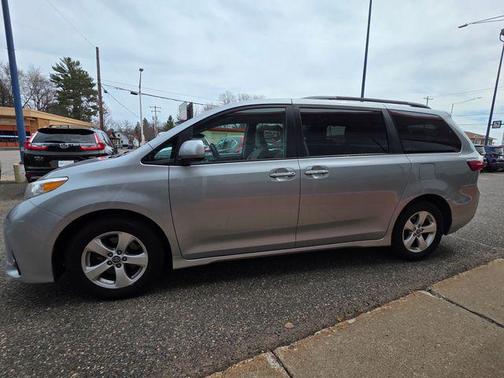 Celestial Silver Metallic 2020 Toyota Sienna LE