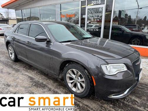 2016 Chrysler 300 Limited