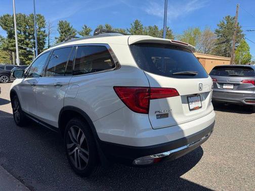 White Diamond Pearl 2017 Honda Pilot Elite