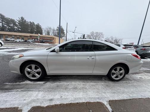 2005 Toyota Camry Solara SLE V6