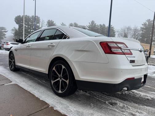 2016 Ford Taurus SEL